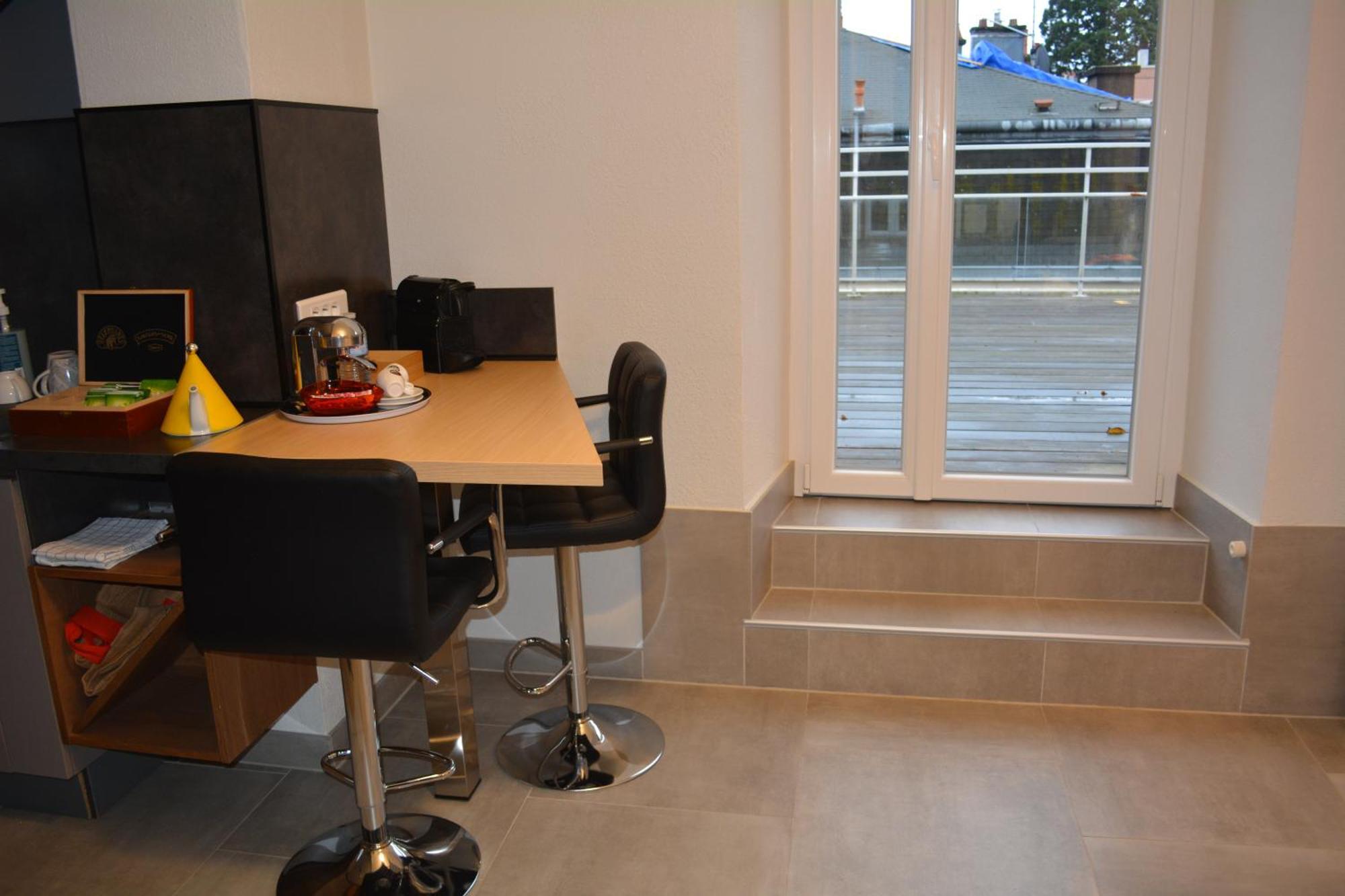 Appartement-Terrasse Parking Prive Meuble De Tourisme 4 Etoiles Belfort Exterior photo